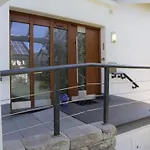 Tolles In Mit Terrasse- Grill Und Garten By Interhome *