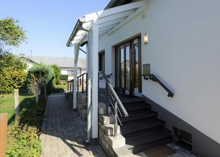 Tolles In Mit Terrasse- Grill Und Garten By Interhome *