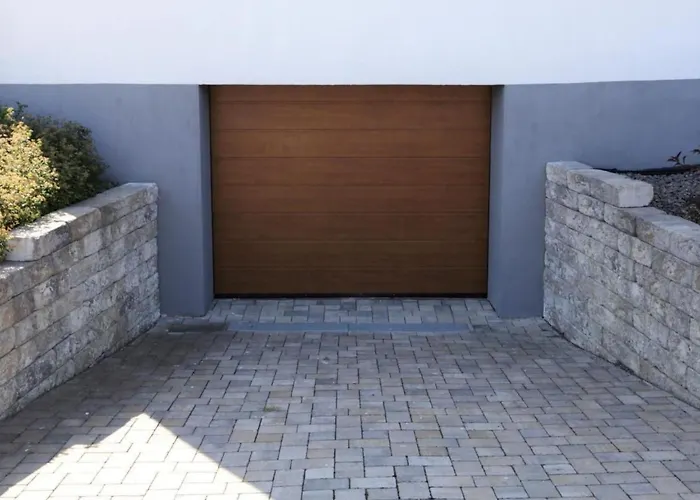 Tolles In Mit Terrasse- Grill Und Garten By Interhome דירה *